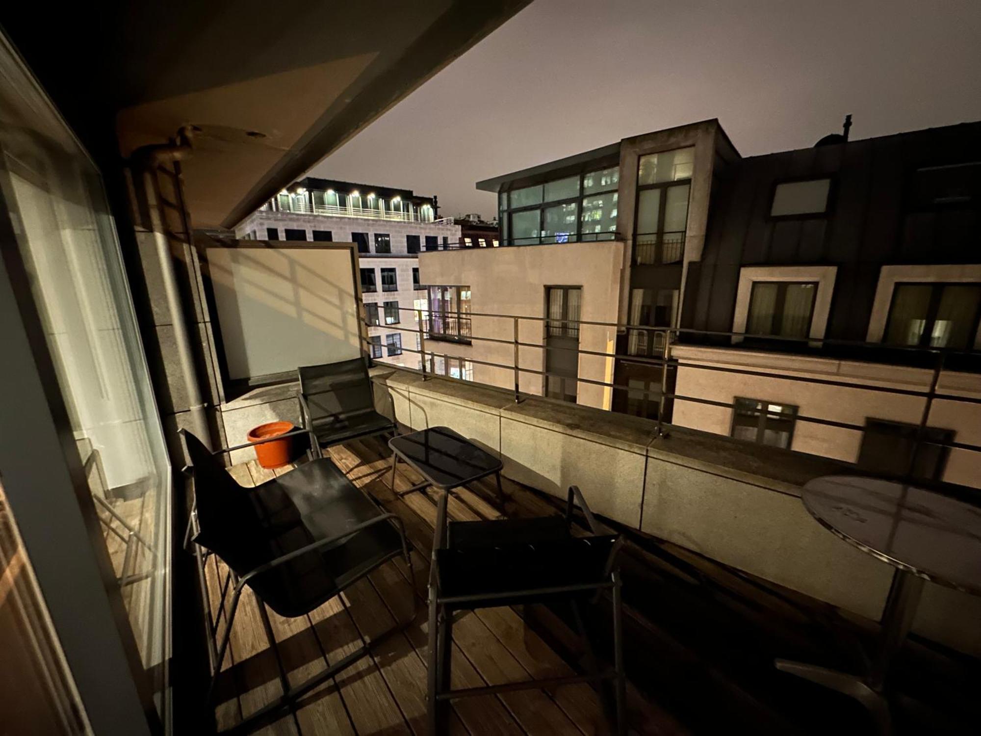 Apartment With Balcony In Brussels Center Luaran gambar